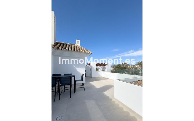 Resale - Apartment - Marbella - Puerto Banús