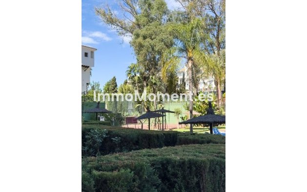 Resale - Apartment - Marbella - Puerto Banús
