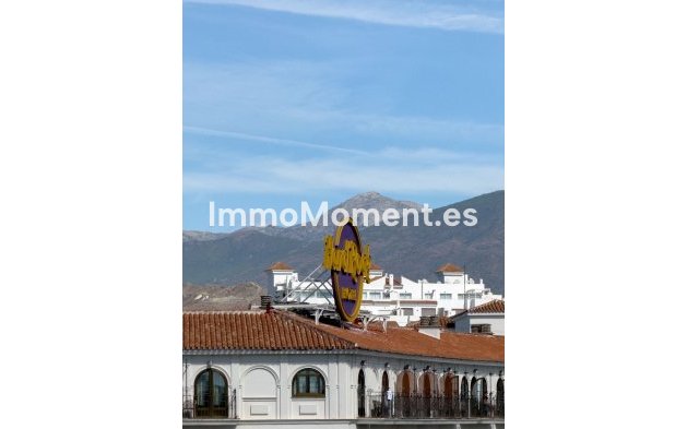 Resale - Apartment - Marbella - Puerto Banús