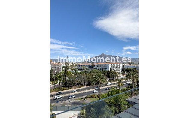 Resale - Apartment - Marbella - Puerto Banús