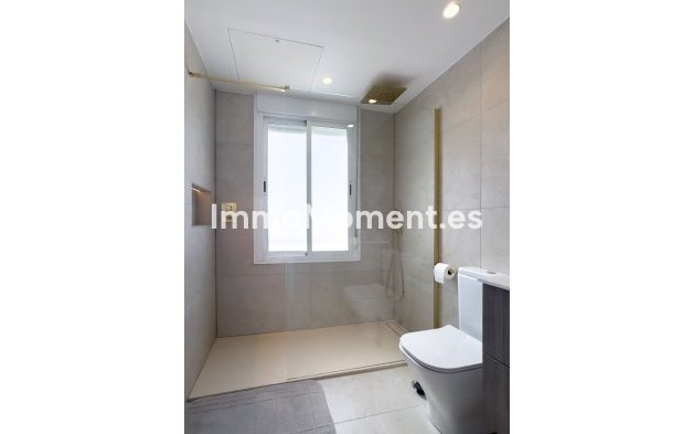 Resale - Apartment - Marbella - Puerto Banús