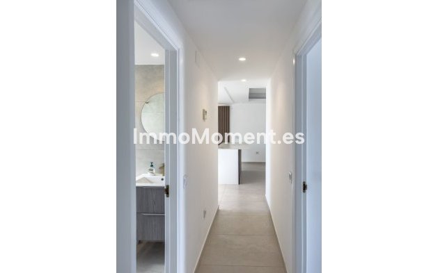 Resale - Apartment - Marbella - Puerto Banús