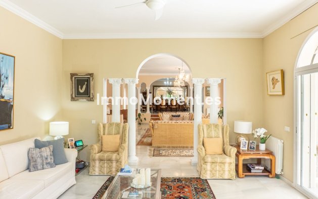 Wiederverkauf - Villa - Estepona  - New Golden Mile