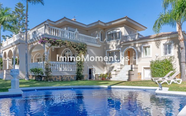 Wiederverkauf - Villa - Estepona  - New Golden Mile