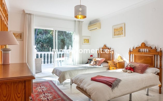 Wiederverkauf - Villa - Estepona  - New Golden Mile