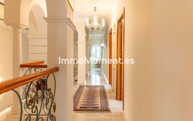 Wiederverkauf - Villa - Estepona  - New Golden Mile