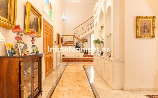 Wiederverkauf - Villa - Estepona  - New Golden Mile