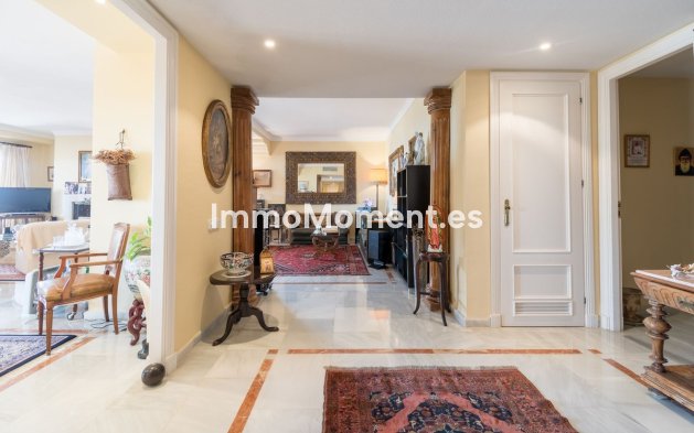 Wiederverkauf - Wohnung - Marbella - Nueva Andalucía