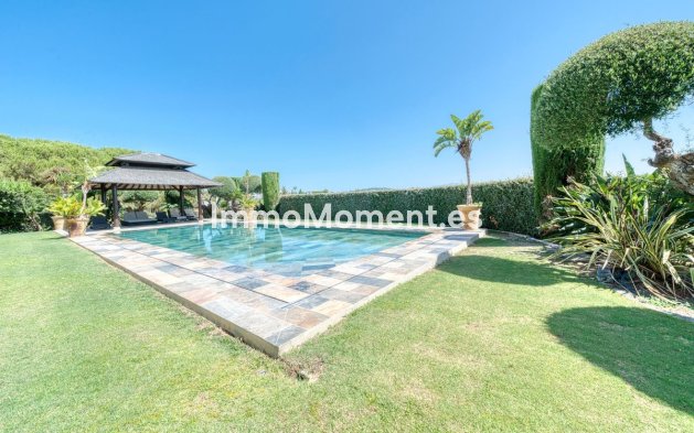 Wiederverkauf - Freistehende Villa - Sotogrande