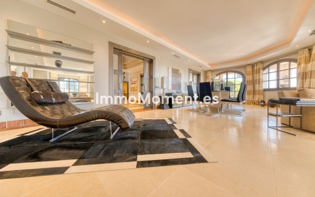 Wiederverkauf - Freistehende Villa - Sotogrande