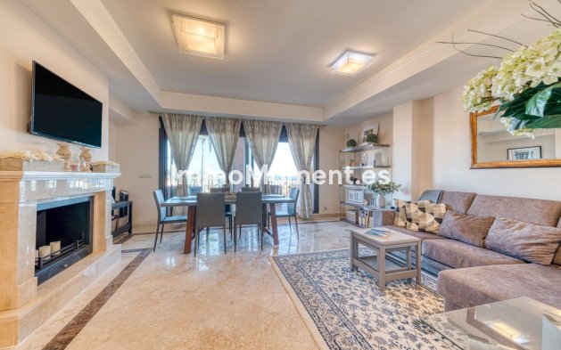 Revente - Maison mitoyenne - Estepona  - Estepona Centro