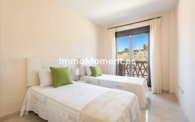 Bestaande woning - Geschakelde woning - Estepona  - Estepona Centro