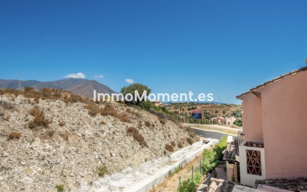 Bestaande woning - Geschakelde woning - Estepona  - Estepona Centro