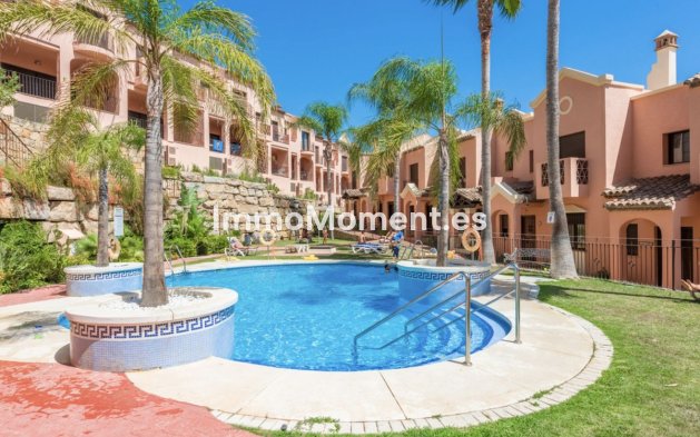 Bestaande woning - Geschakelde woning - Estepona  - Estepona Centro