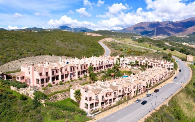 Revente - Maison mitoyenne - Estepona  - Estepona Centro