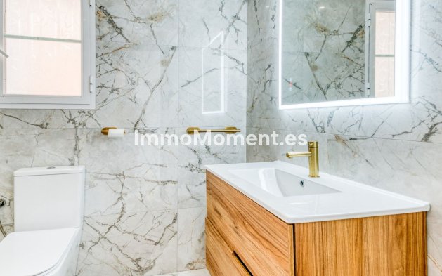 Resale - Villa - Estepona - New Golden Mile