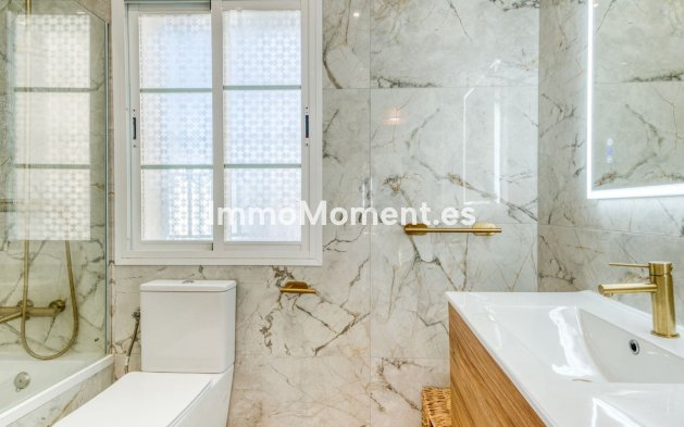 Resale - Villa - Estepona - New Golden Mile