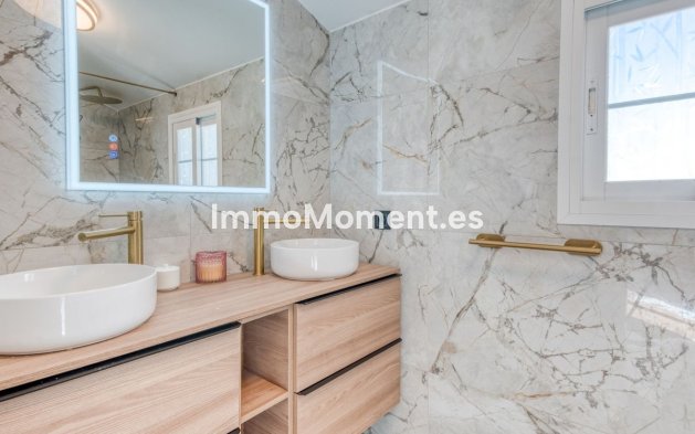 Resale - Villa - Estepona - New Golden Mile