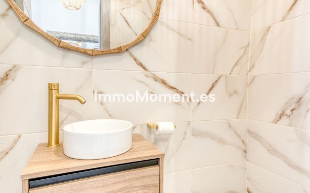 Resale - Villa - Estepona - New Golden Mile