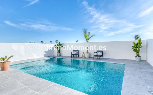 Resale - Villa - Estepona - New Golden Mile
