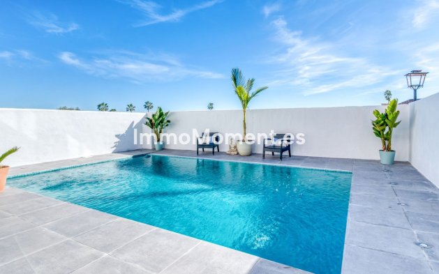 Resale - Villa - Estepona - New Golden Mile