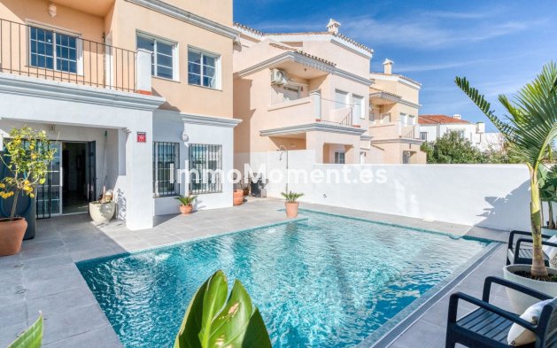 Resale - Villa - Estepona - New Golden Mile
