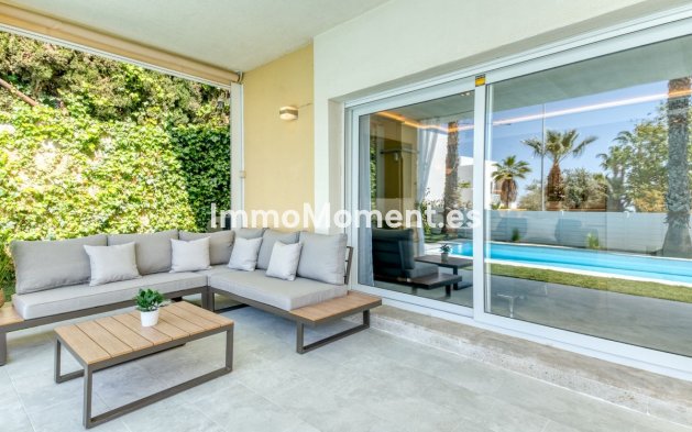 Resale - Villa - Marbella - Santa Clara