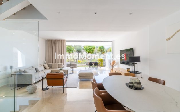 Resale - Townhouse - Marbella - Río Real