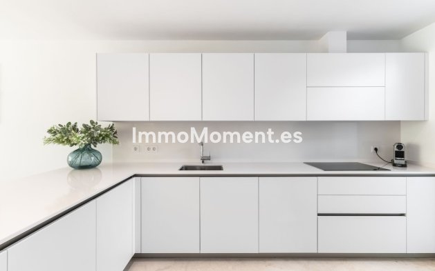 Resale - Townhouse - Marbella - Río Real