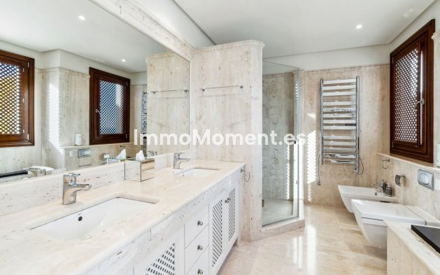 Revente - Appartement - Estepona  - Estepona Centro