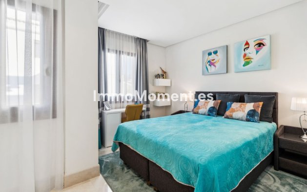 Revente - Appartement - Estepona  - Estepona Centro