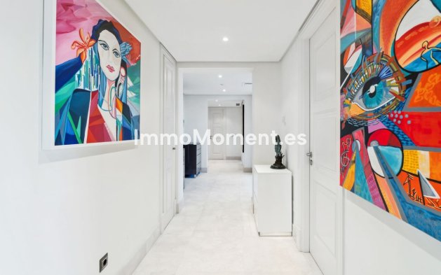 Revente - Appartement - Estepona  - Estepona Centro