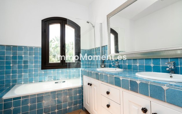 Wiederverkauf - Villa - Marbella - Guadalmina Baja