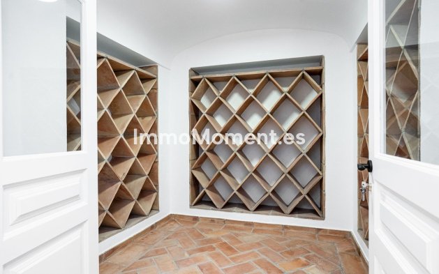 Wiederverkauf - Villa - Marbella - Guadalmina Baja