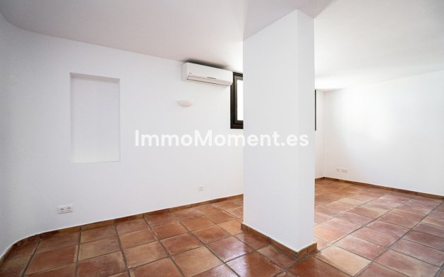 Wiederverkauf - Villa - Marbella - Guadalmina Baja