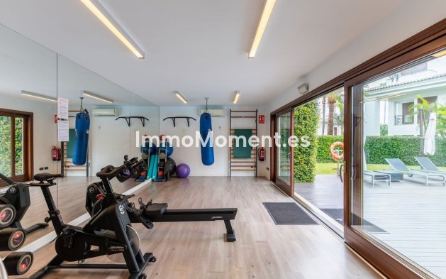 Revente - Appartement - Estepona  - Estepona Centro