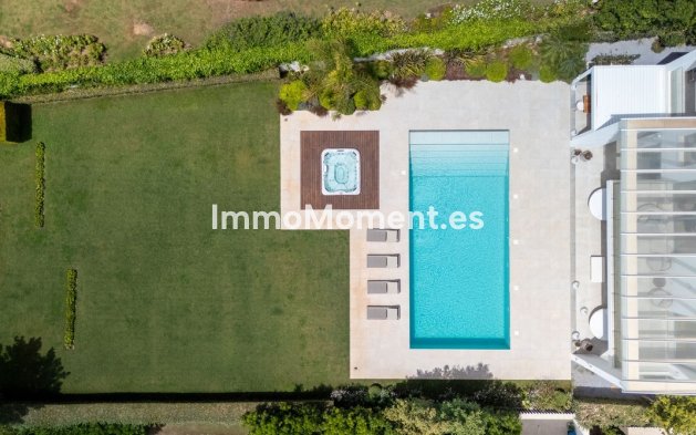 Resale - Villa - Marbella - Santa Clara
