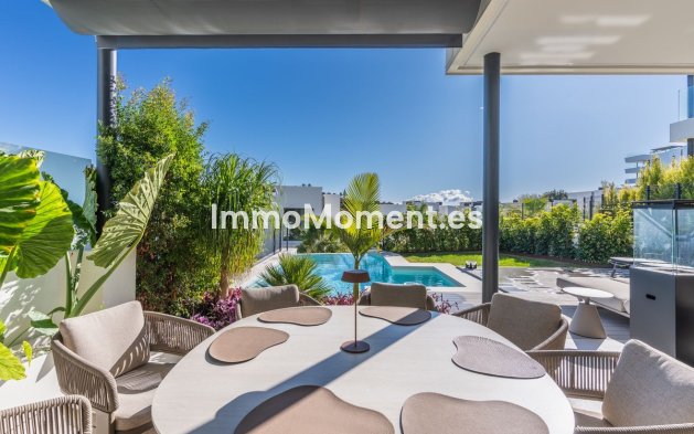 Revente - Villa - Marbella - Santa Clara