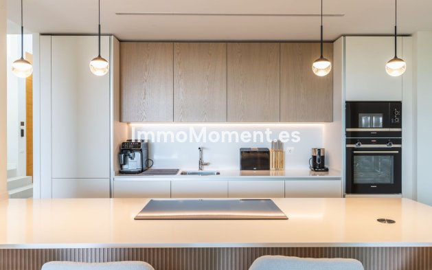 Revente - Villa - Marbella - Santa Clara