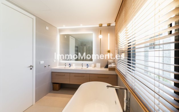 Revente - Villa - Marbella - Santa Clara