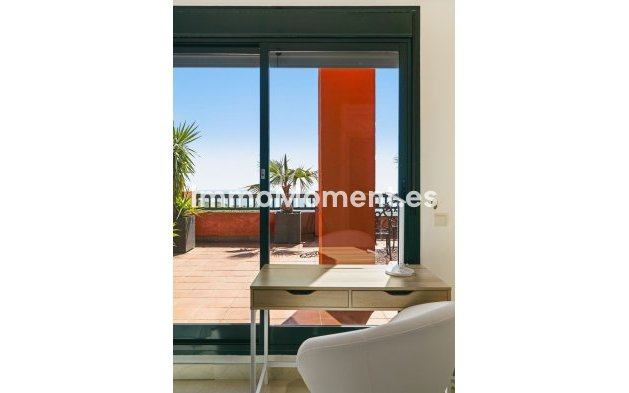 Resale - Apartment - Mijas - Calahonda