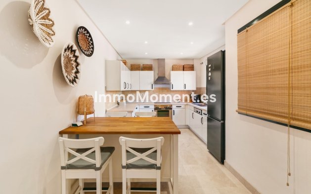 Resale - Apartment - Mijas - Calahonda