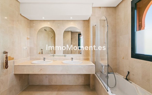 Resale - Apartment - Mijas - Calahonda