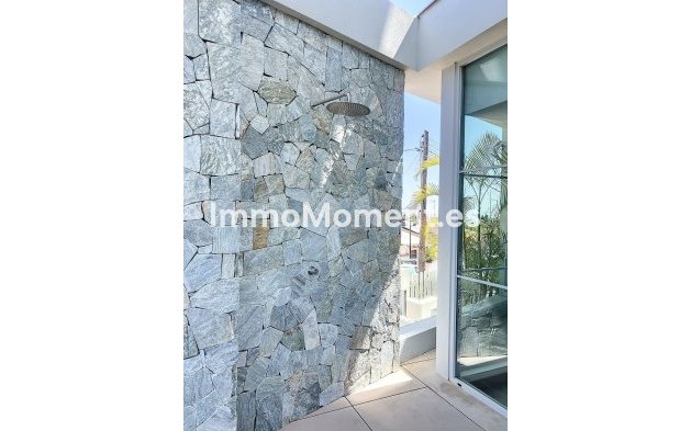 Wiederverkauf - Villa - Marbella - Nueva Andalucía