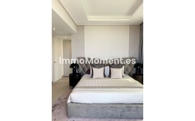 Wiederverkauf - Villa - Marbella - Nueva Andalucía