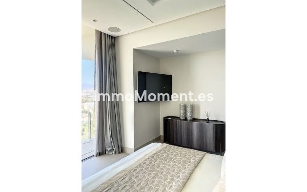 Wiederverkauf - Villa - Marbella - Nueva Andalucía