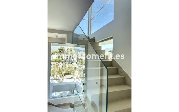 Wiederverkauf - Villa - Marbella - Nueva Andalucía