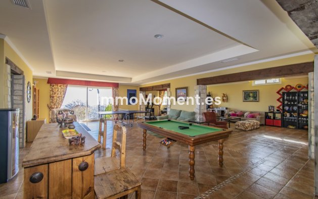 Wiederverkauf - Villa - Estepona  - Estepona Centro