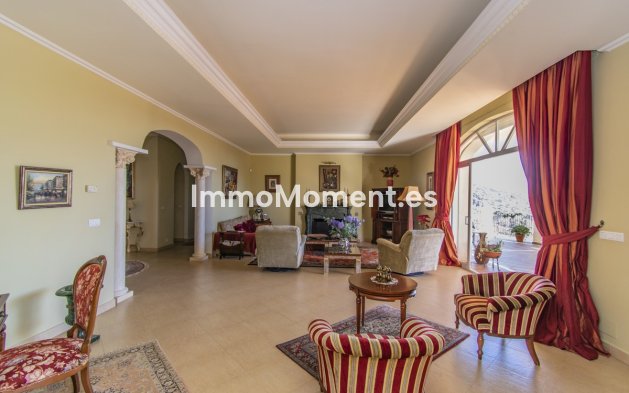 Wiederverkauf - Villa - Estepona  - Estepona Centro