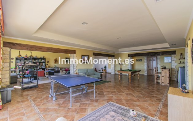 Wiederverkauf - Villa - Estepona  - Estepona Centro